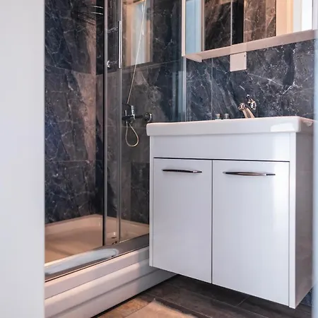 Edelweiss Aqua & Aparthotel Trikomo