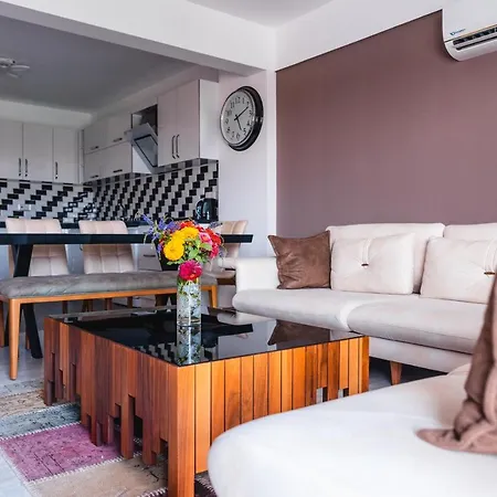 Aparthotel Edelweiss A Block Trikomo