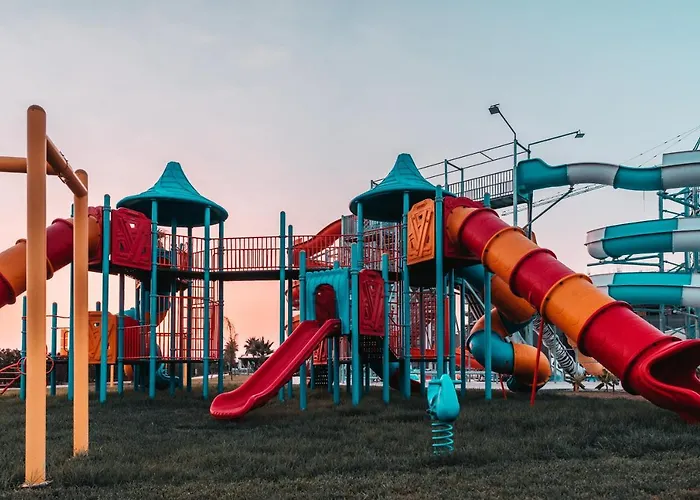 Hotel de apartamente Edelweiss Aqua & Trikomo