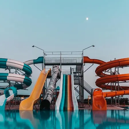 Edelweiss Aqua & Ξενοδοχείο με διαμερίσματα 3*